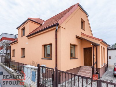 Pronájem bytu 2+kk 42 m² Praha