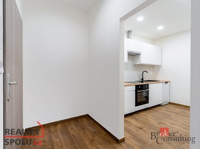 Pronájem bytu 2+kk 50 m² Kladno