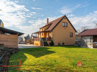 Prodej rodinného domu 216 m² Milovice