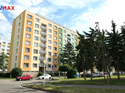 Pronájem bytu 1+1 33 m² Hradec Králové