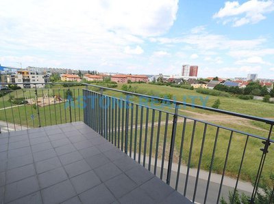 Pronájem bytu 1+kk, garsoniery 38 m² Praha