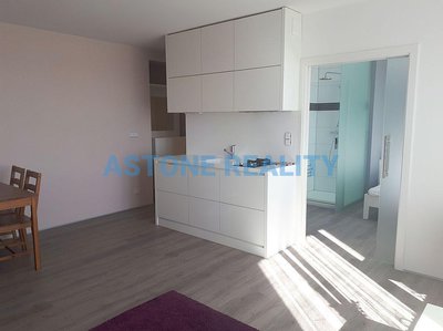 Pronájem bytu 2+kk 37 m² Praha