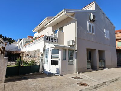 Prodej rodinného domu, 400m²