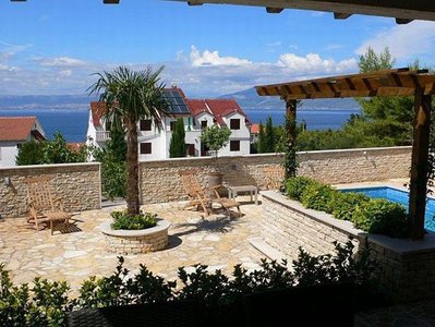 Prodej rodinného domu, 292m²