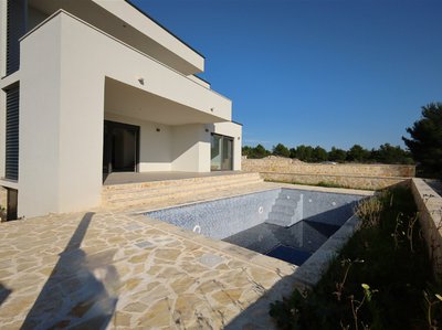 Prodej rodinného domu, 291m²