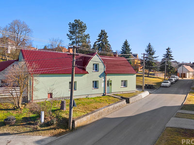 Prodej rodinného domu 256 m² Vážany