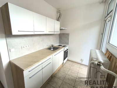 Pronájem bytu 2+1 40 m² Bílina