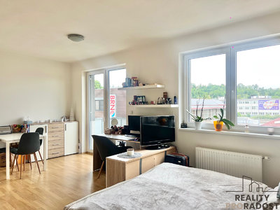 Pronájem bytu 1+kk, garsoniery 38 m² Brno