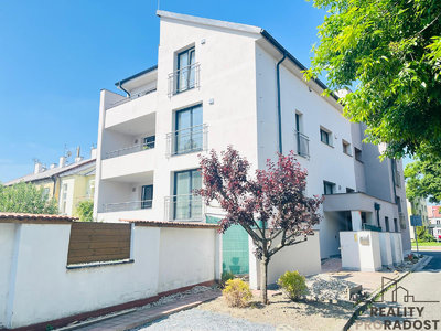 Pronájem bytu 2+1 74 m² Olomouc