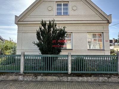 Prodej rodinného domu, 201m²