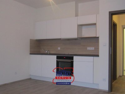 Pronájem bytu 1+kk, garsoniery 31 m² České Budějovice