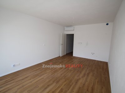 Pronájem bytu 1+kk, garsoniery 29 m² Znojmo