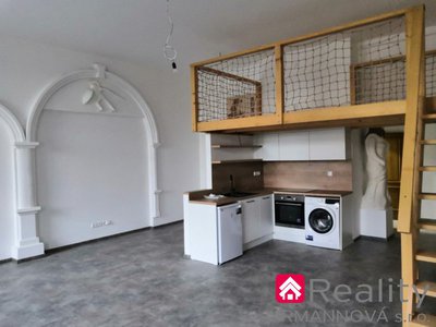 Prodej bytu 1+kk, garsoniery, 60m²