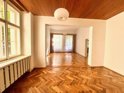 Pronájem bytu 3+1 121 m² Praha