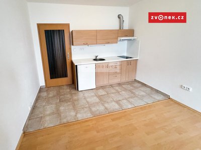 Pronájem bytu 1+kk, garsoniery 28 m² Zlín