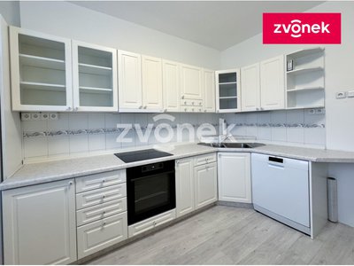 Pronájem bytu 3+1 68 m² Zlín