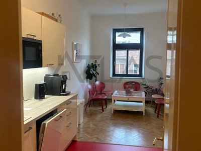 Pronájem bytu 3+1 116 m² Praha