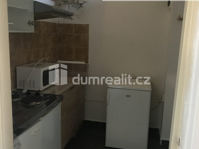 Pronájem bytu 1+1 26 m² Praha