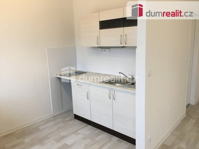 Pronájem bytu 1+kk, garsoniery 29 m² Praha