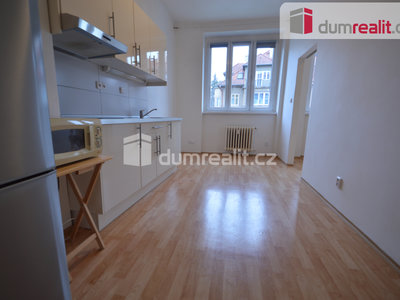 Pronájem bytu 1+1 38 m² Praha