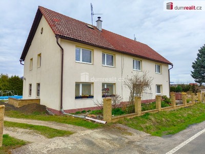 Prodej rodinného domu, 260m²