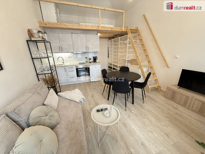 Pronájem bytu 1+kk, garsoniery 42 m² Praha
