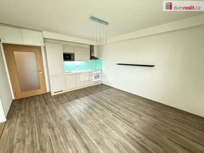 Pronájem bytu 3+kk 70 m² Praha