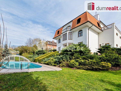 Prodej rodinného domu 433 m² Praha