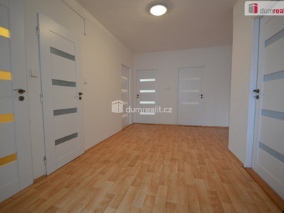 Pronájem bytu 3+1 96 m² Praha