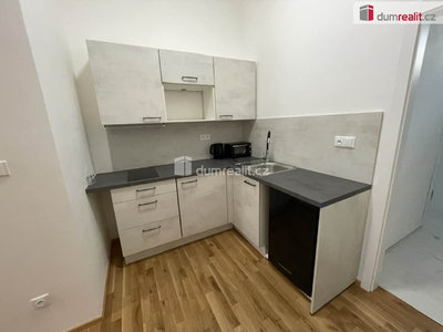 Pronájem bytu 2+kk 34 m² Praha