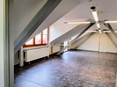 Pronájem kanceláře 120 m² Praha