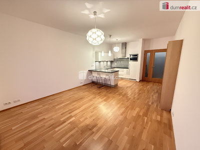 Pronájem bytu 2+kk 68 m² Praha