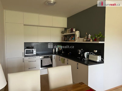 Pronájem bytu 2+kk 61 m² Praha