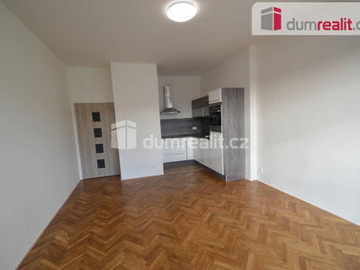 Pronájem bytu 1+kk, garsoniery 30 m² Praha