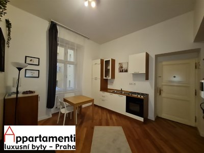 Prodej bytu 1+kk, garsoniery 35 m² Praha