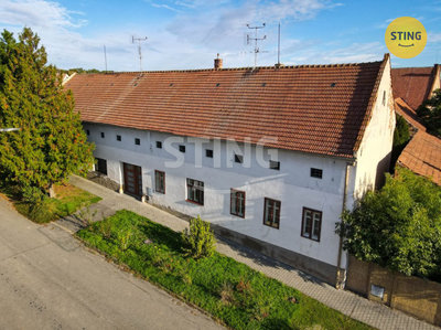 Prodej rodinného domu, 320m²