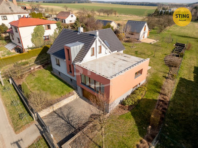 Prodej rodinného domu, 279m²