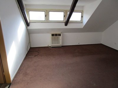 Pronájem bytu 1+kk, garsoniery 30 m² Hradec Králové
