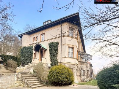 Prodej rodinného domu 300 m² Nový Bor