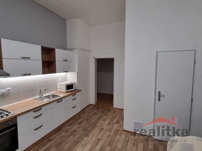 Pronájem bytu 2+1 65 m² Opava