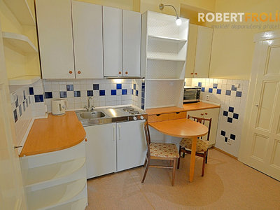 Pronájem bytu 1+kk, garsoniery 30 m² Praha