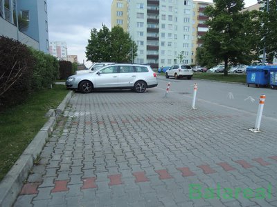 Pronájem parkovacího místa 16 m² Brno
