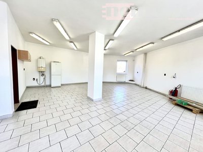 Pronájem výrobního objektu 73 m² Hradec Králové