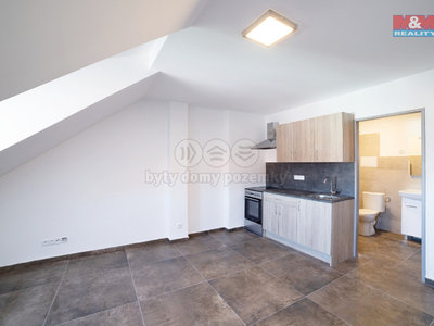 Pronájem bytu 1+kk, garsoniery 25 m² Sokolov