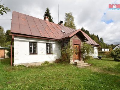 Prodej rodinného domu, 194m²