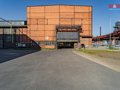 Pronájem výrobního objektu, 4488m²