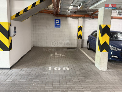 Prodej garáže 15 m² Pardubice
