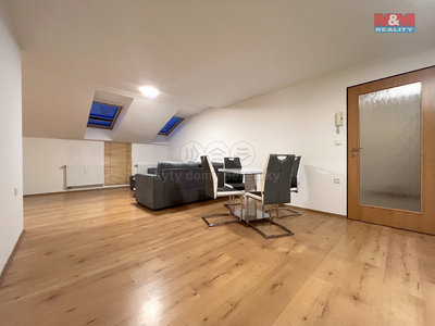Pronájem bytu 2+kk, 79m²