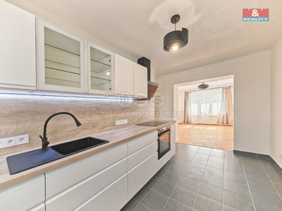Pronájem bytu 2+1 56 m² Hradec Králové