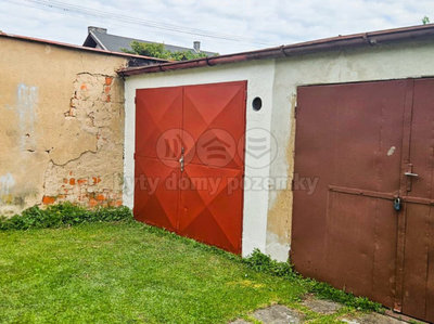 Pronájem garáže 18 m² Pardubice